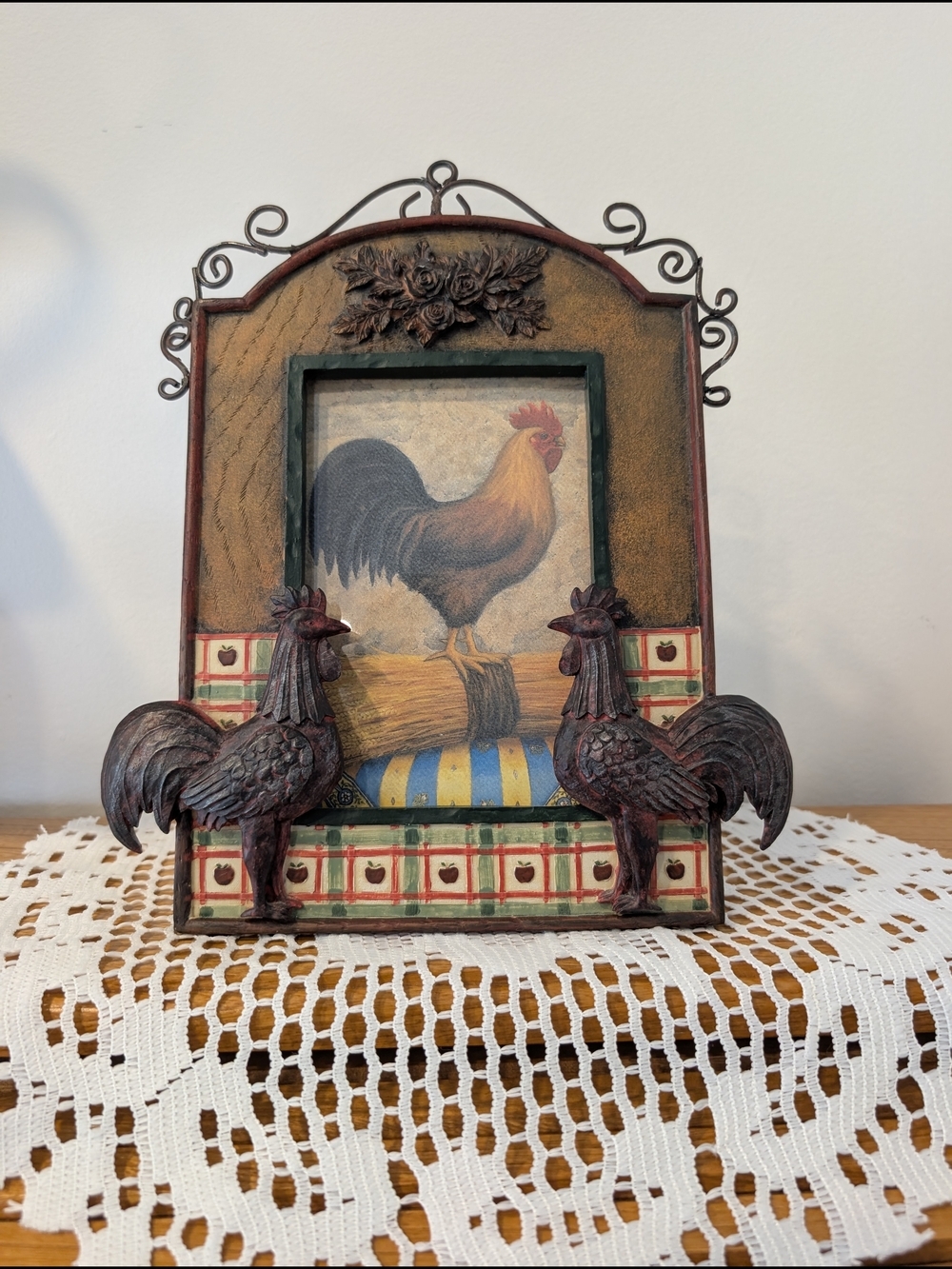 Rustic Rooster Decorative Picture Frame - Red/Brown - Picture 5 of 15